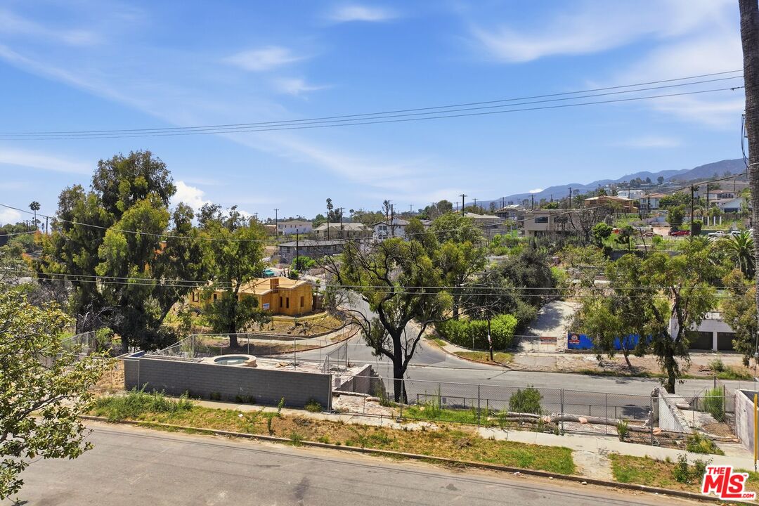 545 N Las Casas Ave