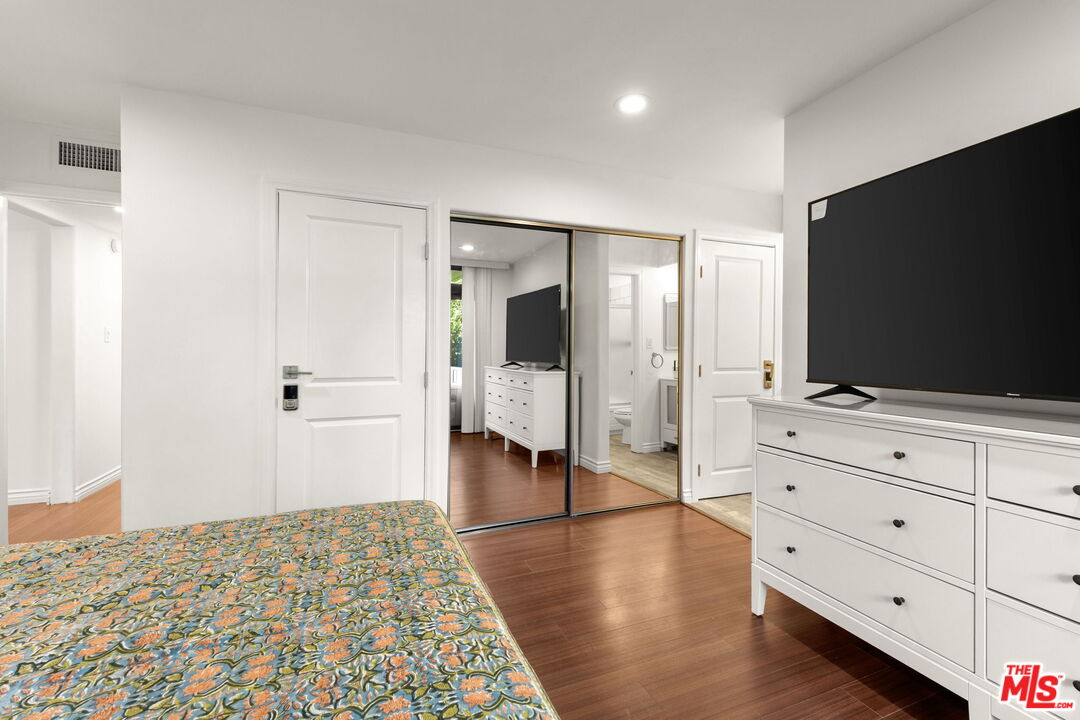 11750 W Sunset Blvd Unit: 301