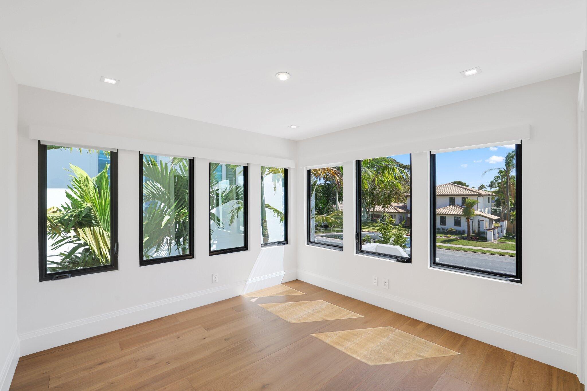 317 Greymon Dr