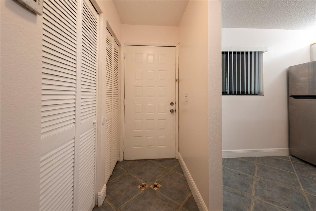 10571 Royal Palm Boulevard 10571
