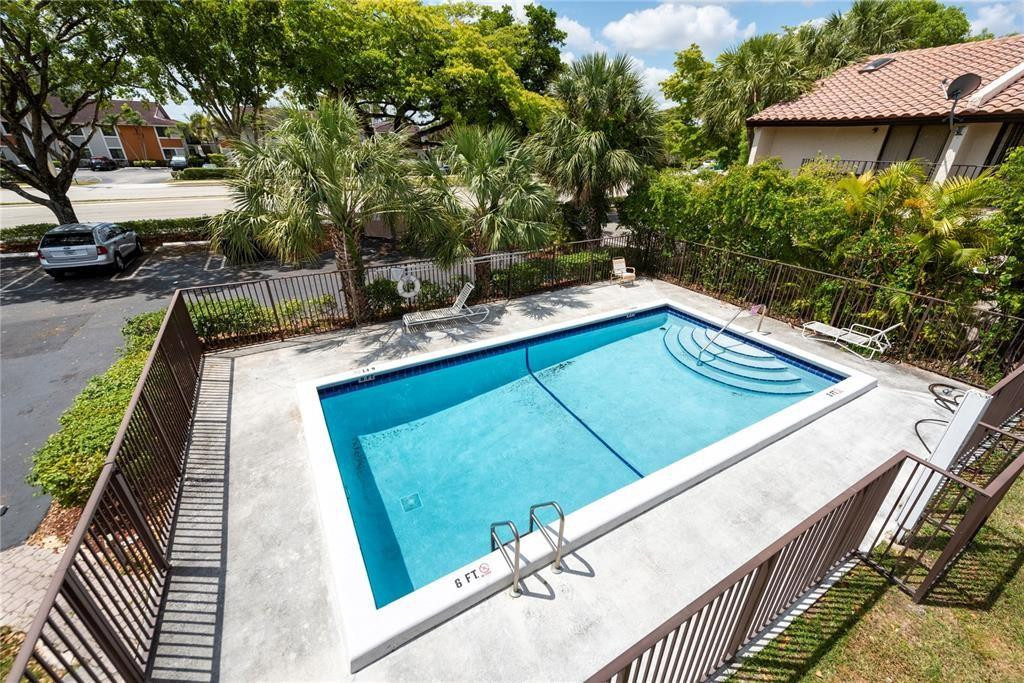 10571 Royal Palm Boulevard 10571
