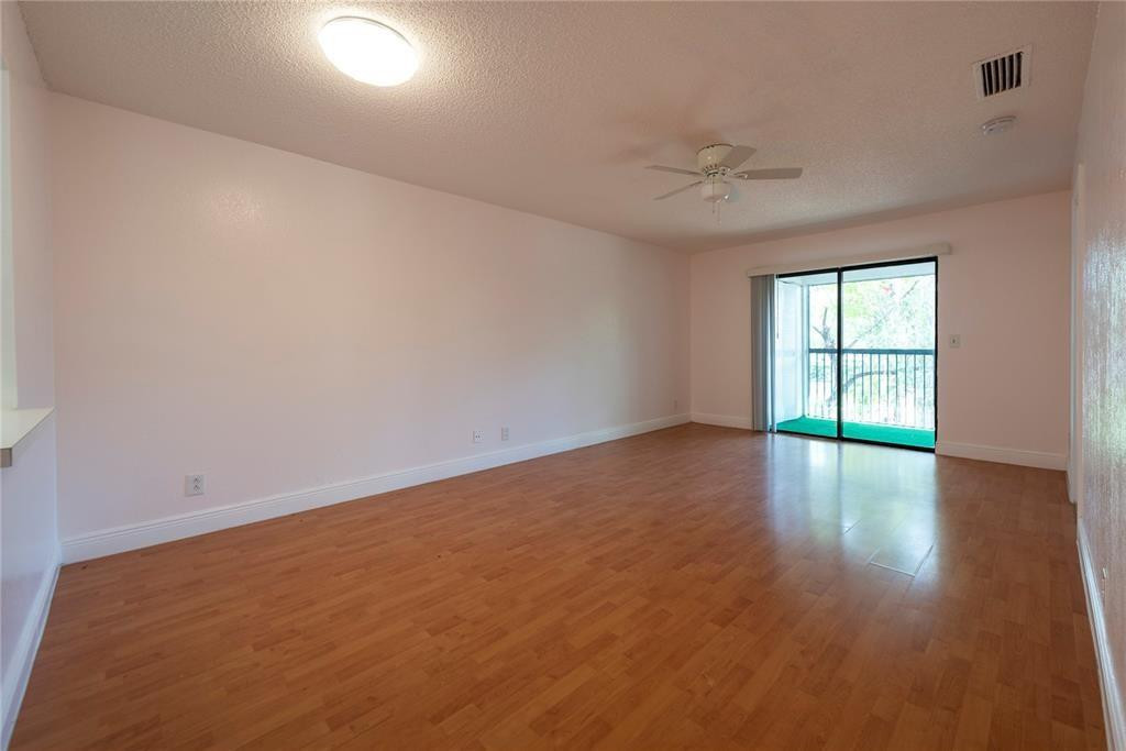 10571 Royal Palm Boulevard 10571