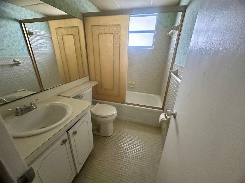 1310 NW 43rd Ave 309