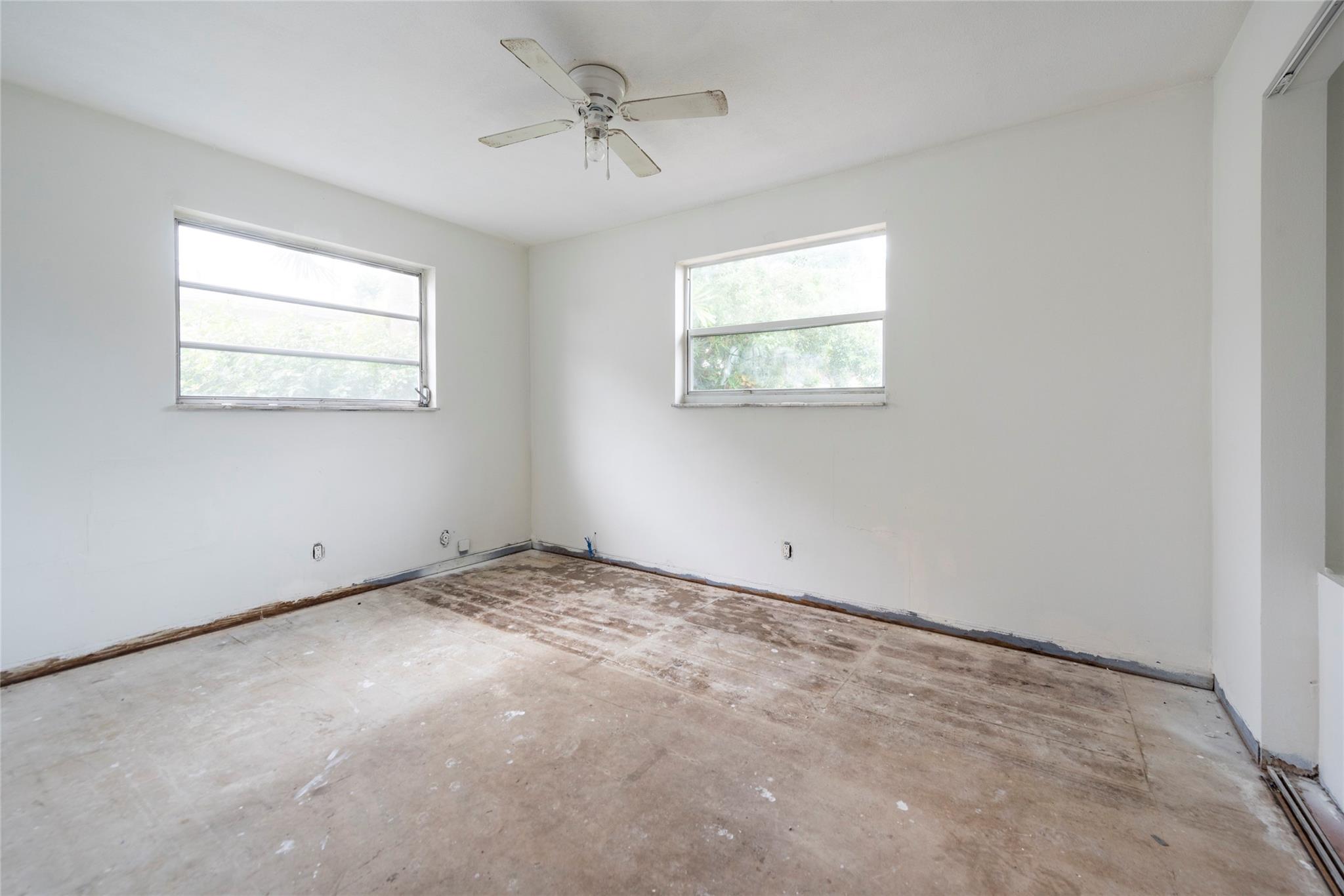 6425 Royal Palm Blvd