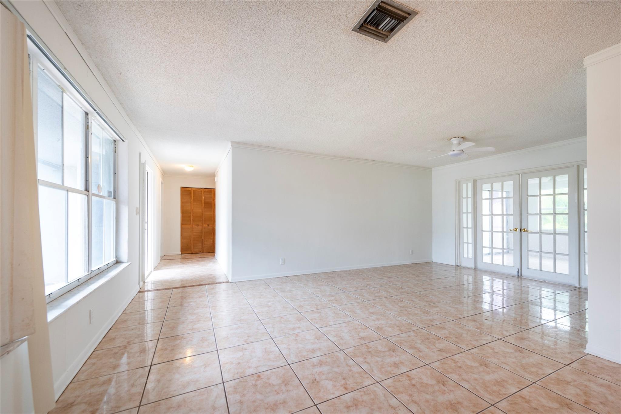 6425 Royal Palm Blvd