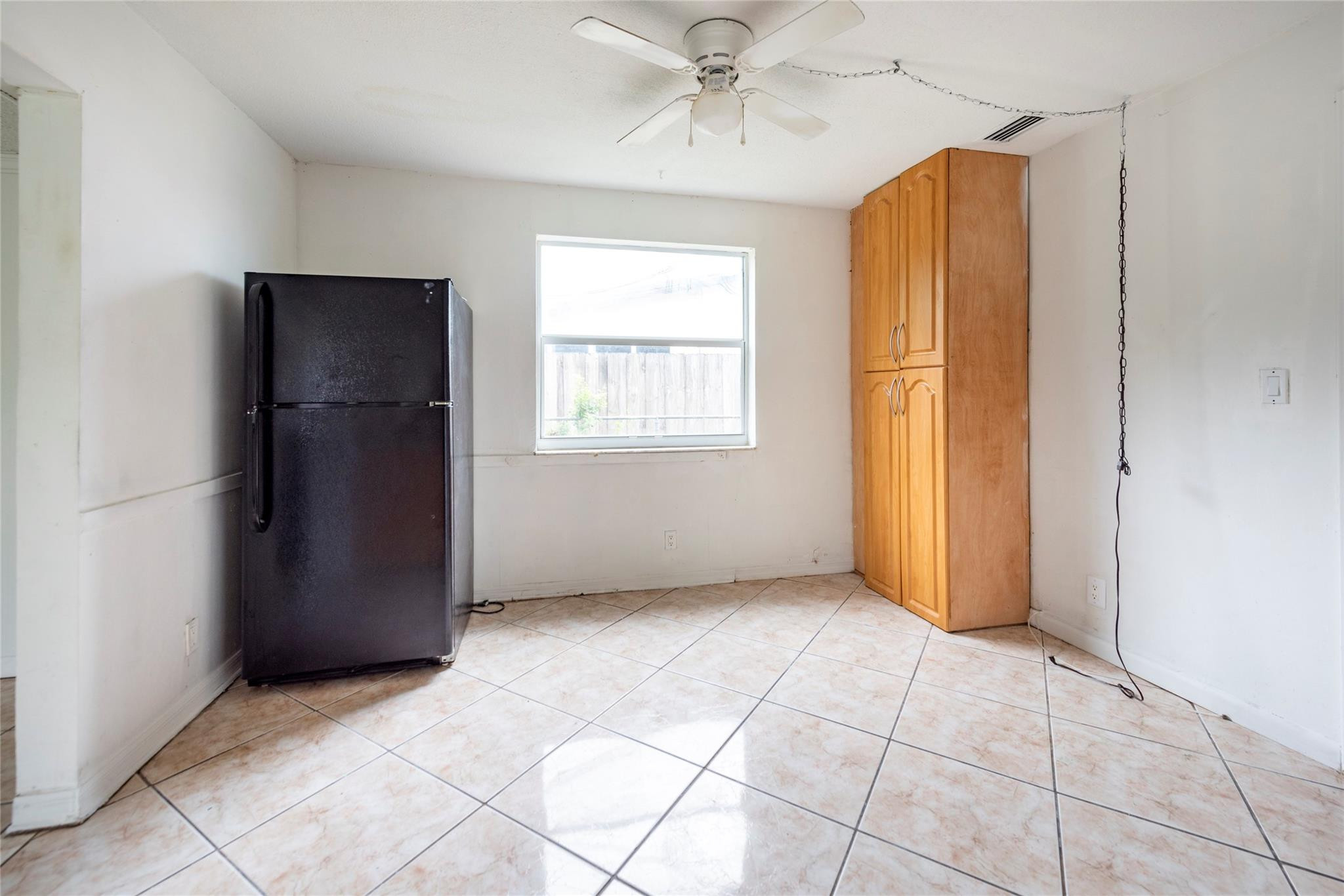 6425 Royal Palm Blvd