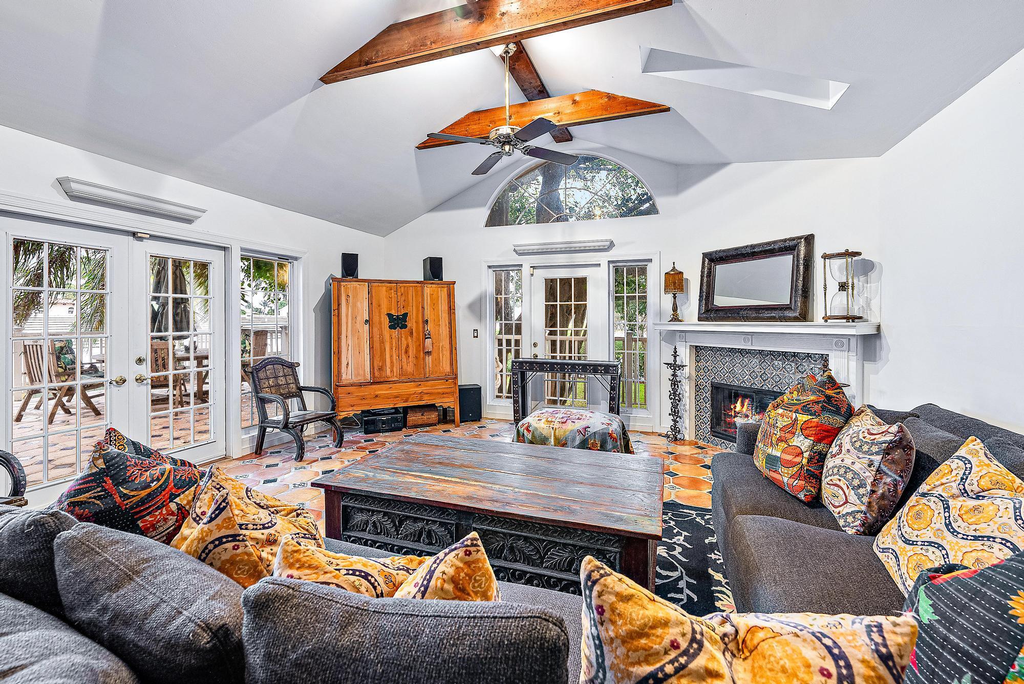 3609 Washington Road