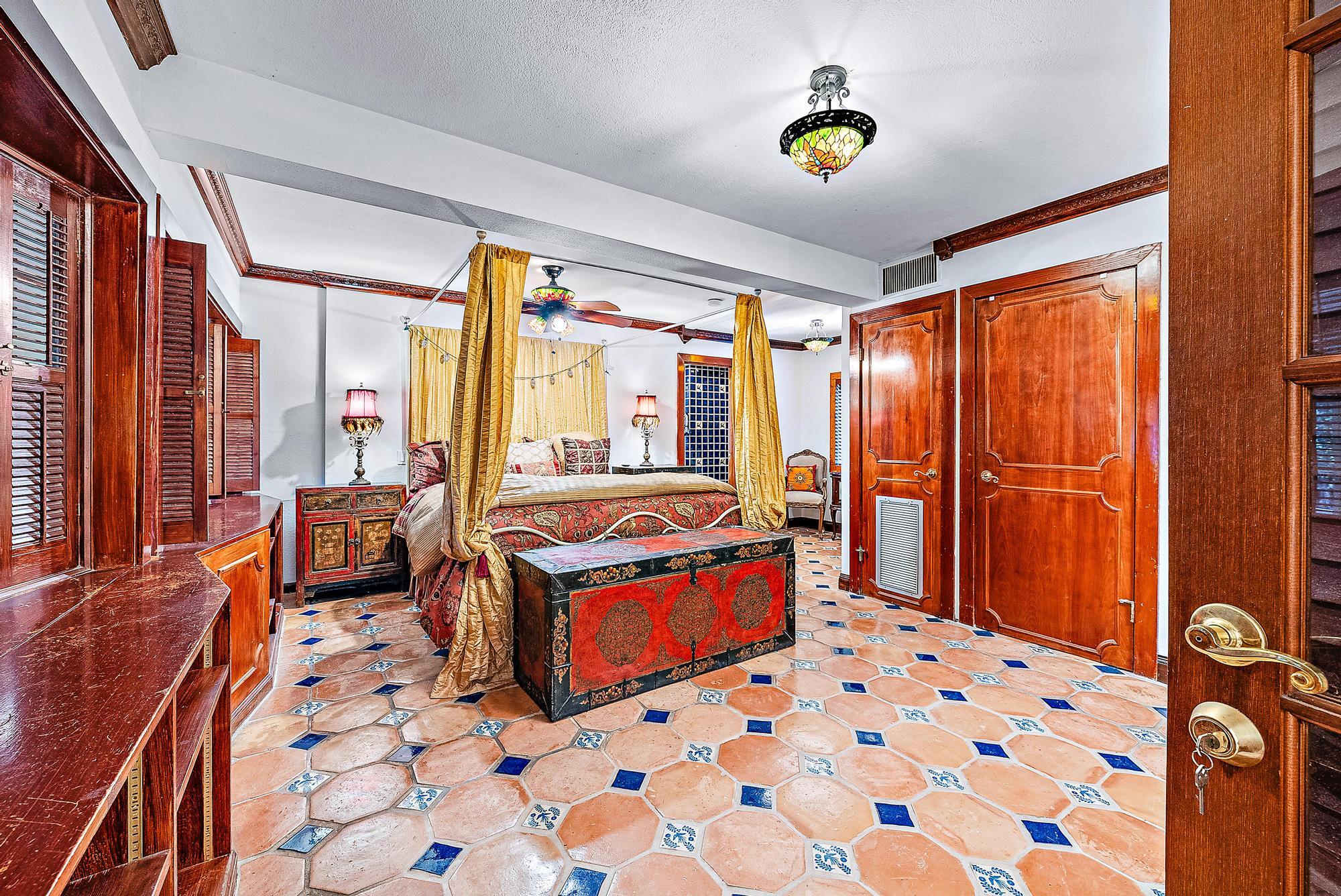 3609 Washington Road