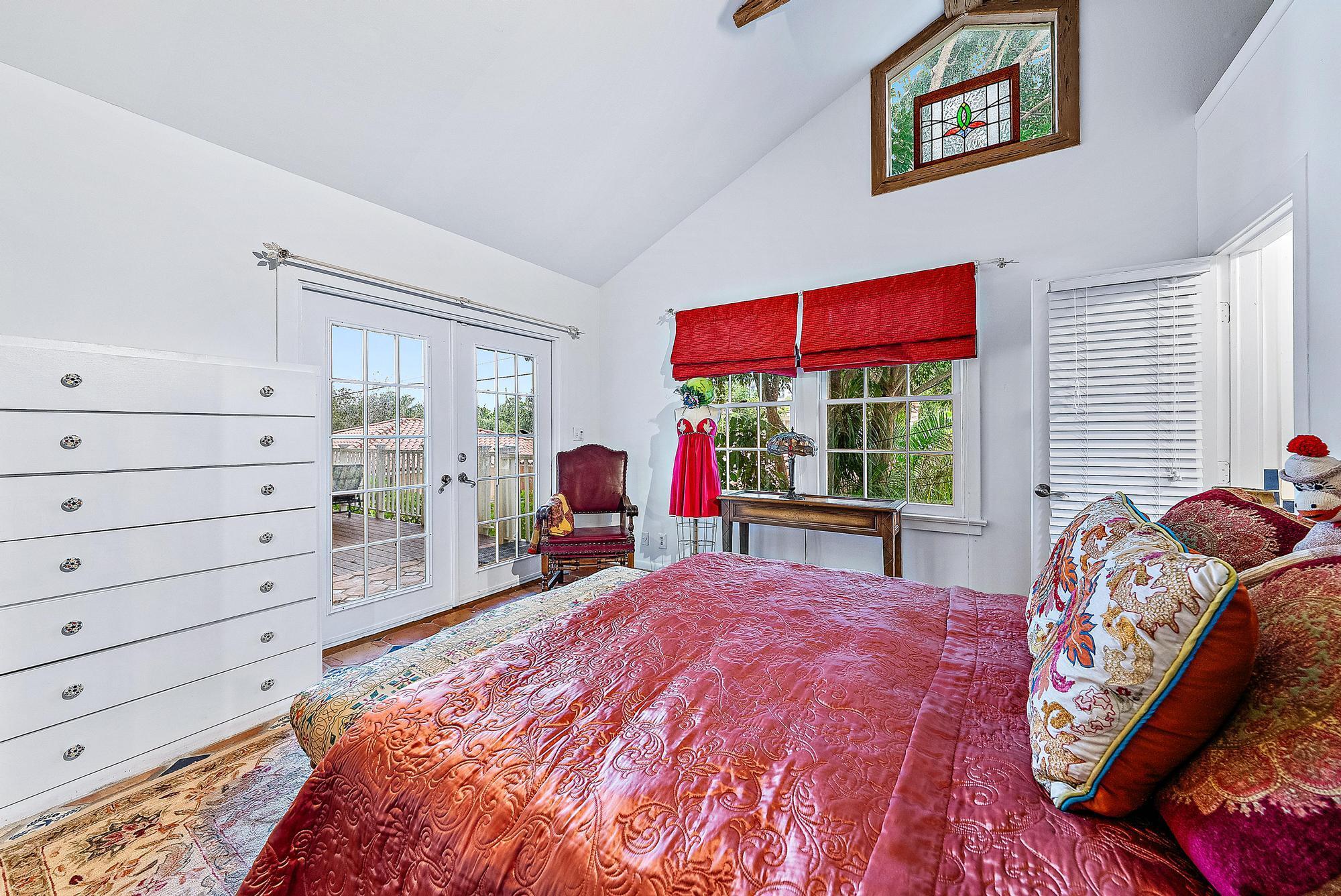 3609 Washington Road