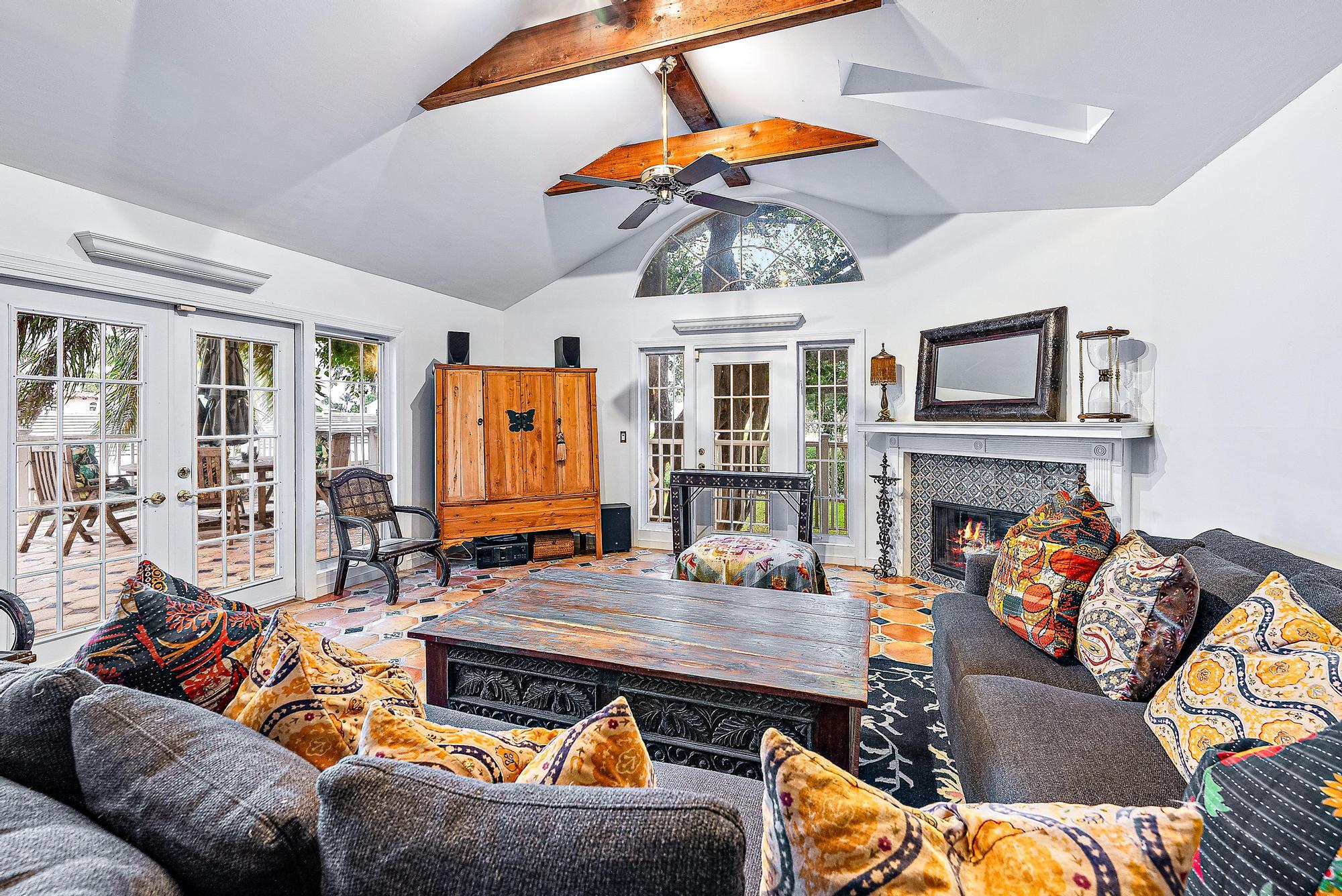 3609 Washington Road