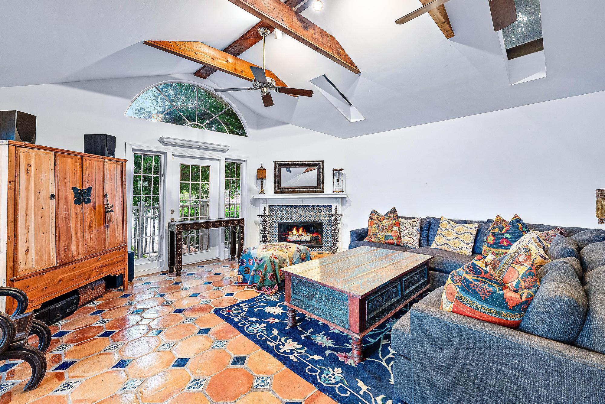 3609 Washington Road