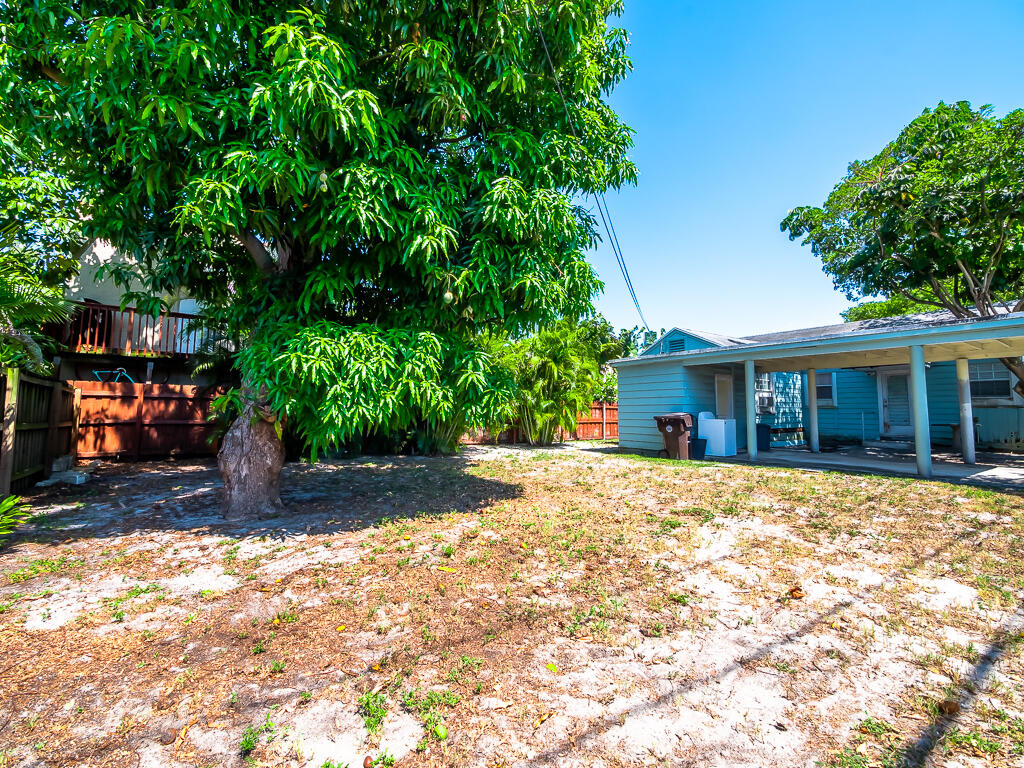 335 Greymon Drive