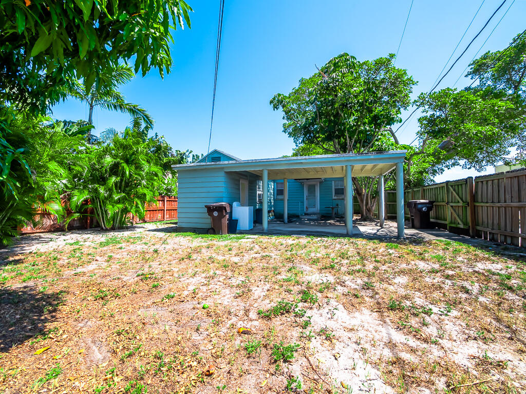 335 Greymon Drive