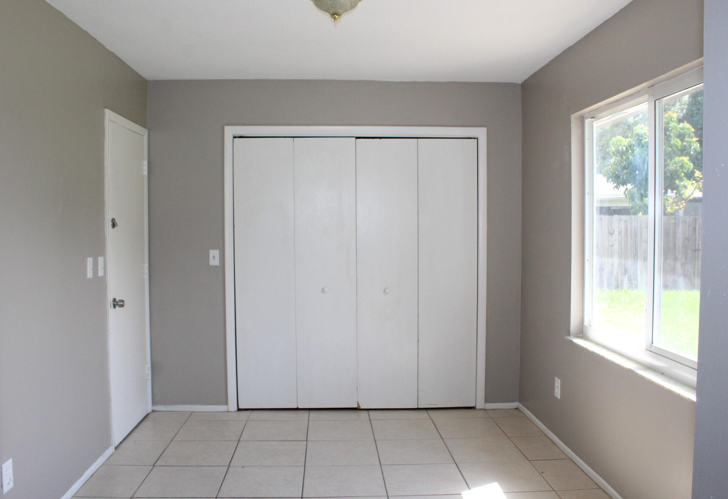 602 SE Prineville Street