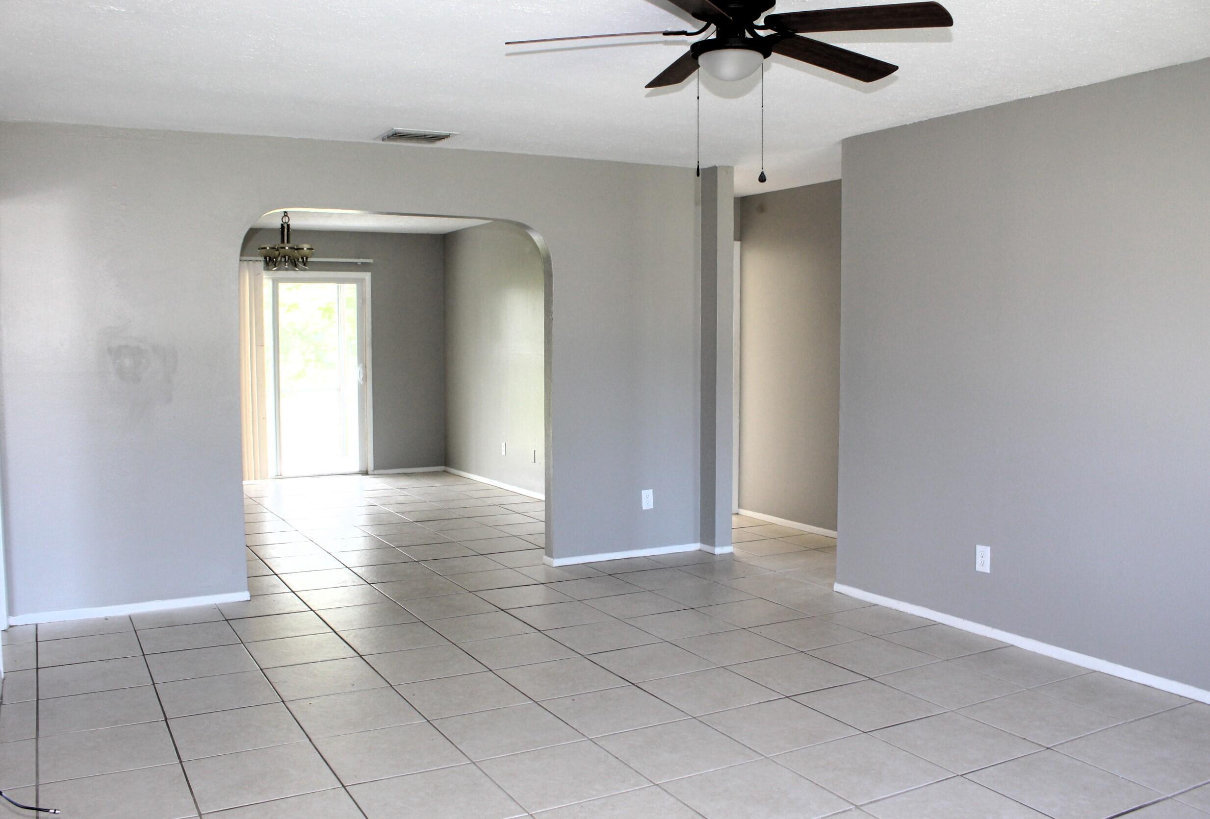 602 SE Prineville Street