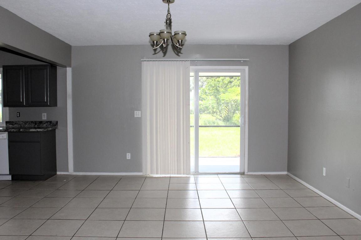 602 SE Prineville Street