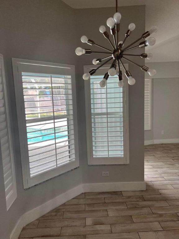 886 SW Curtis Street