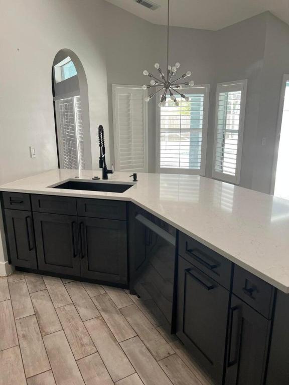 886 SW Curtis Street