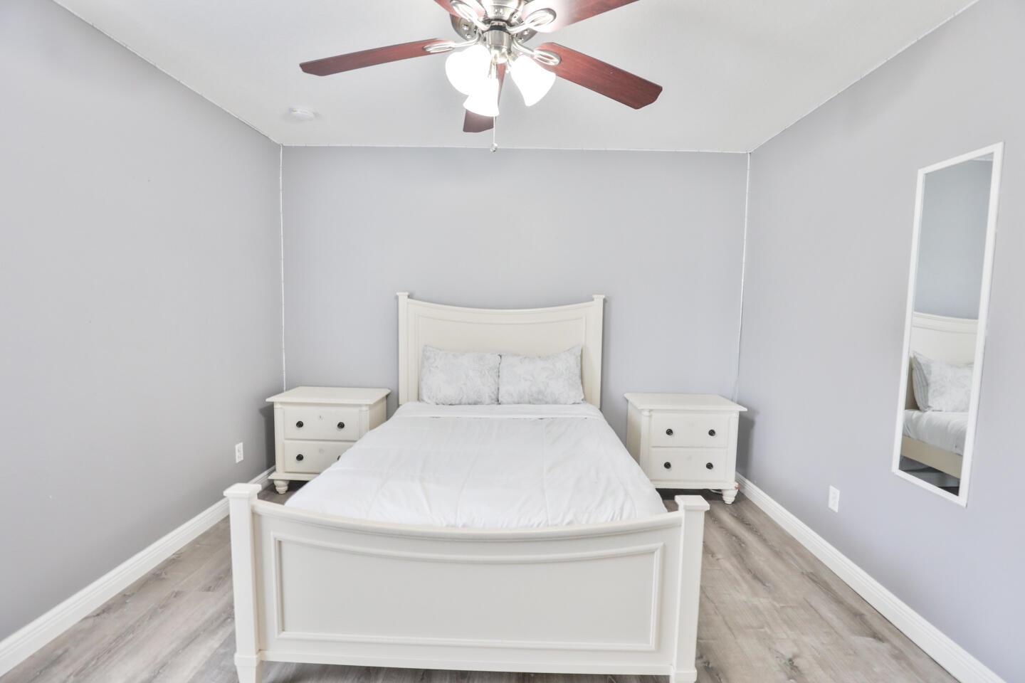 270 SW Voltair Terrace