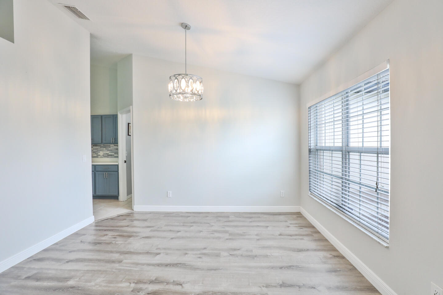 270 SW Voltair Terrace