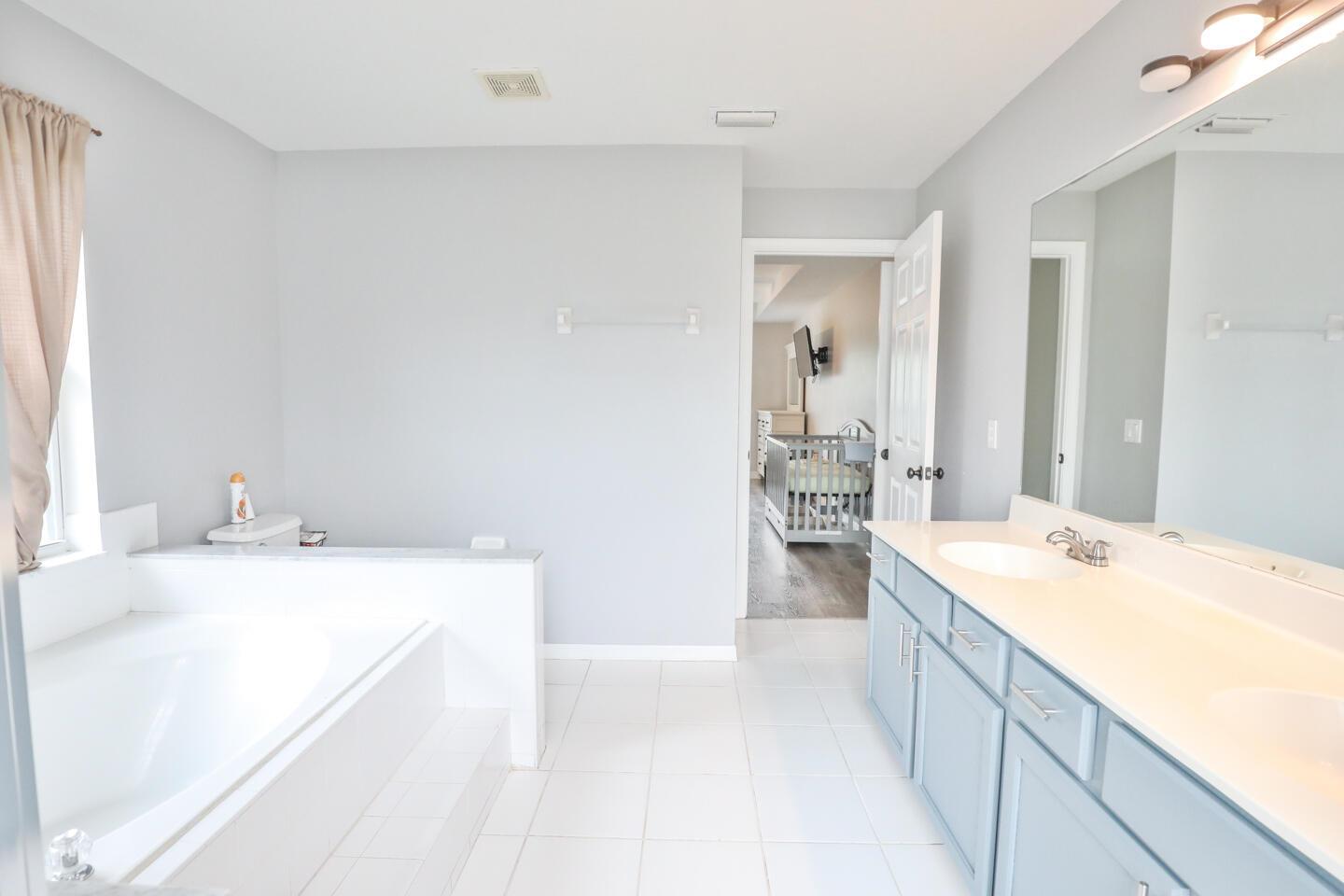 270 SW Voltair Terrace