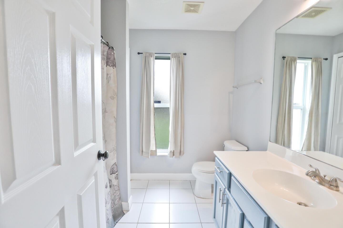 270 SW Voltair Terrace