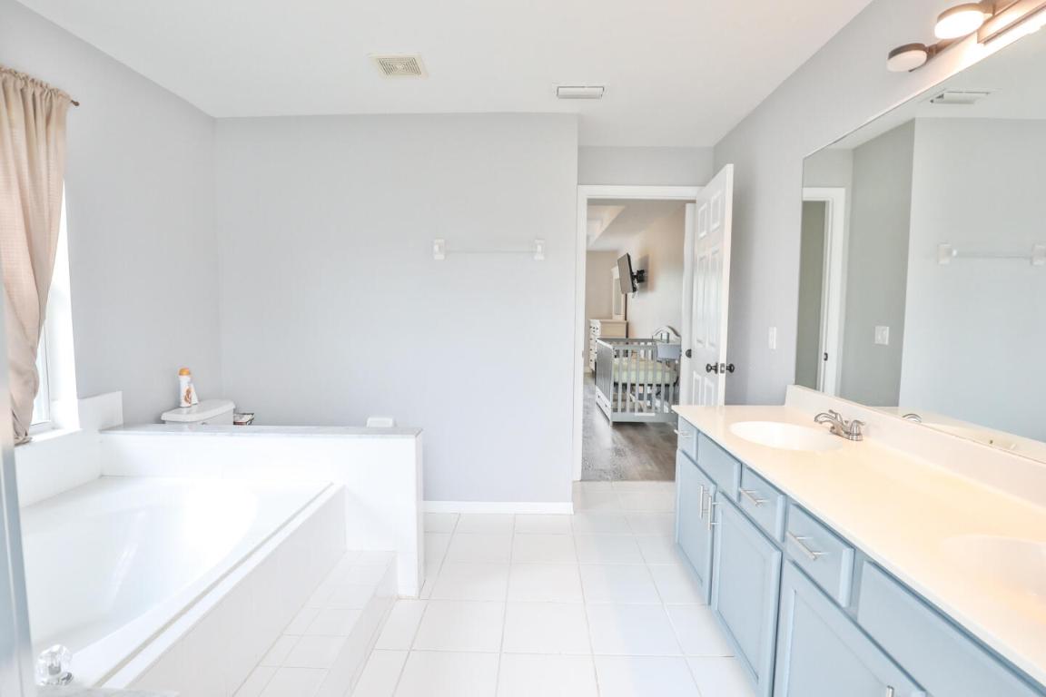 270 SW Voltair Terrace