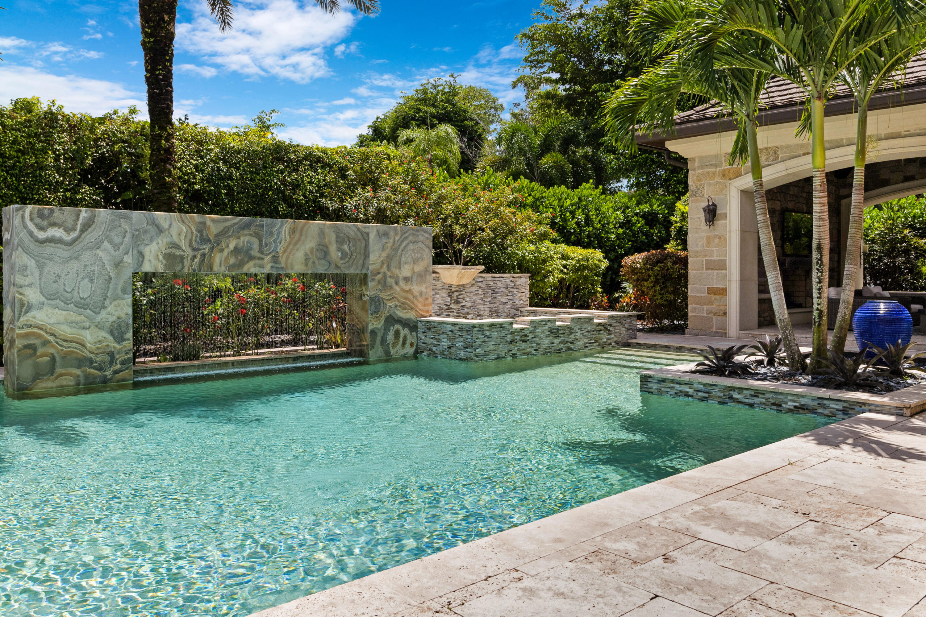 10213 Vestal Court