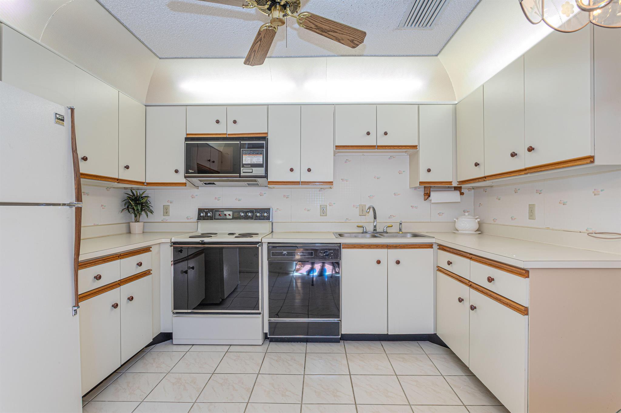 9160 SW 22nd Street C