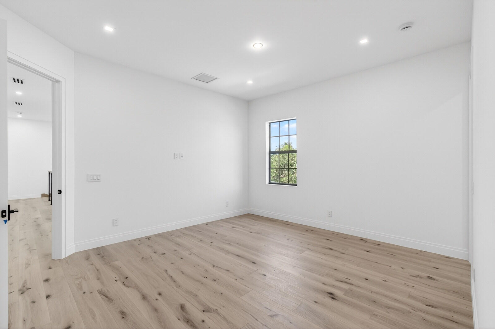 354 Leigh Road