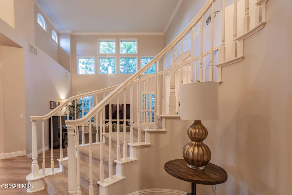 758 Larchmont Street