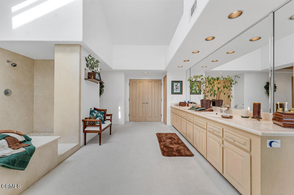 3151 Calle De Debesa