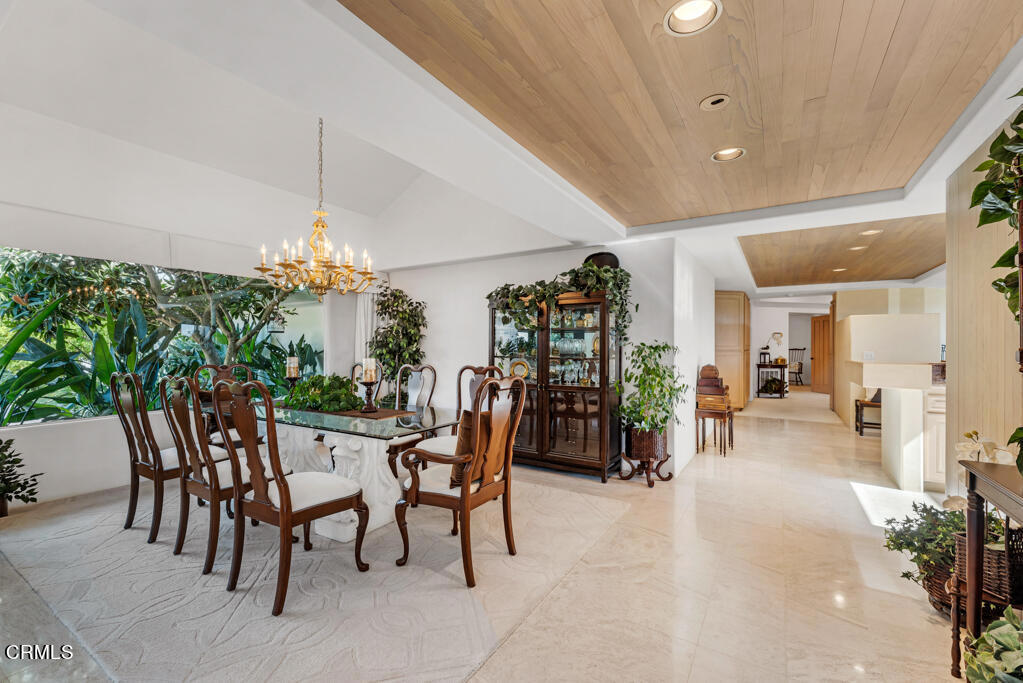 3151 Calle De Debesa