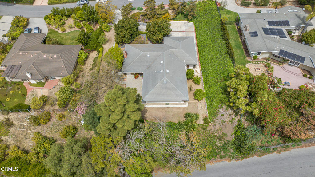 1530 Calle Portada