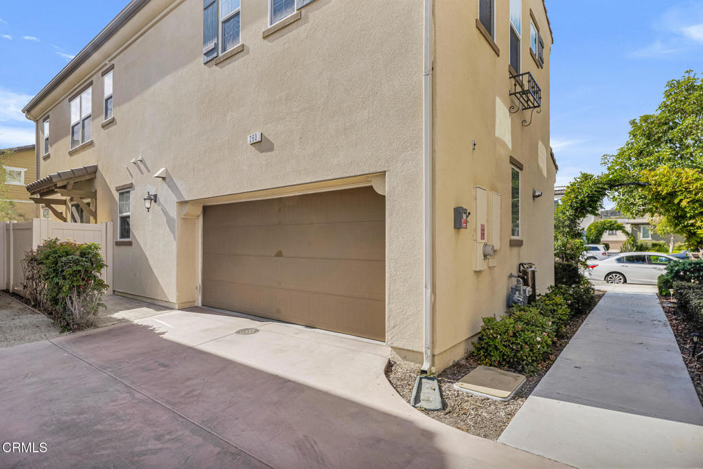 260 Townsite Promenade