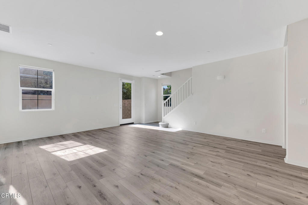 260 Townsite Promenade