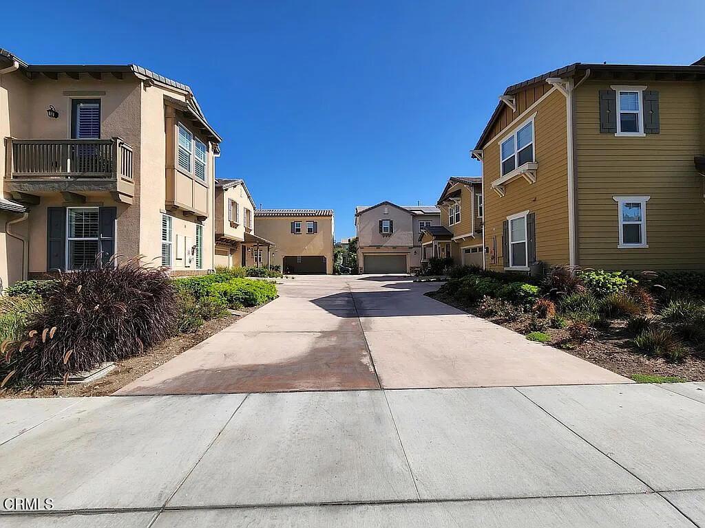 260 Townsite Promenade
