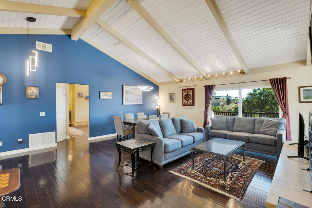 136 Cerro Crest Drive