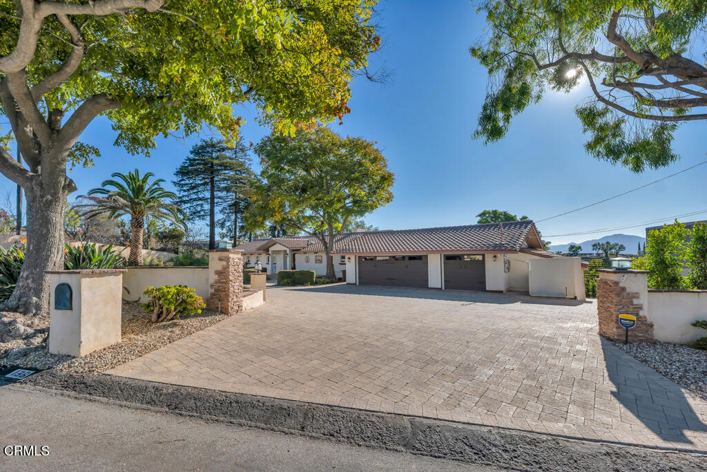 136 Cerro Crest Drive