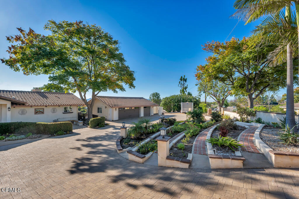 136 Cerro Crest Drive