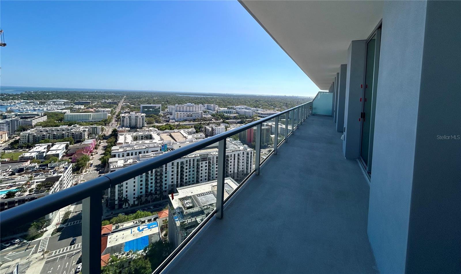 400 CENTRAL AVE #2906