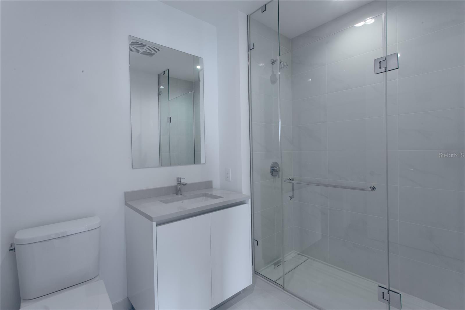 400 CENTRAL AVE #2906