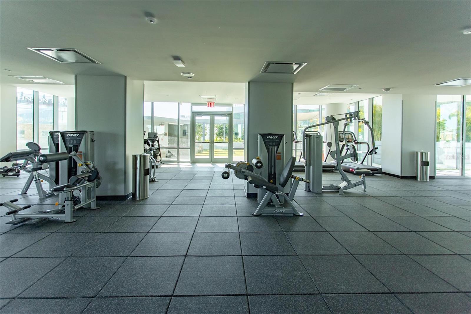 400 CENTRAL AVE #2001