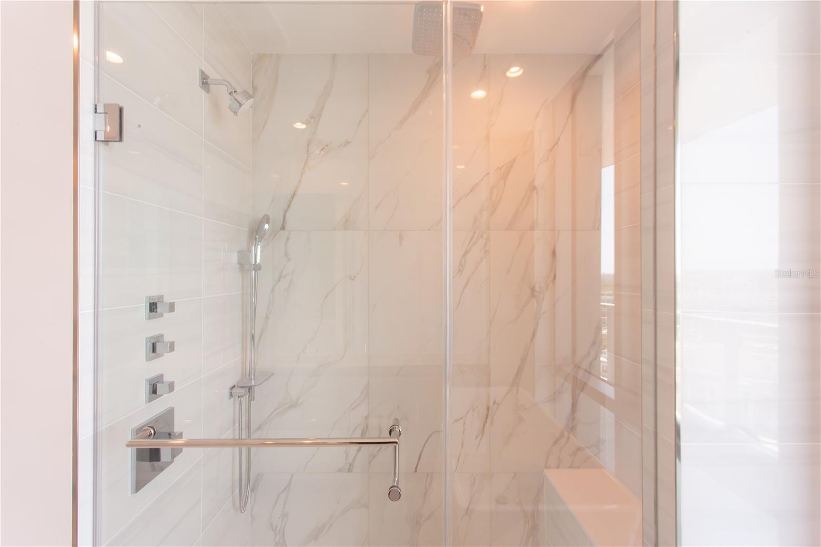 400 CENTRAL AVE #2001