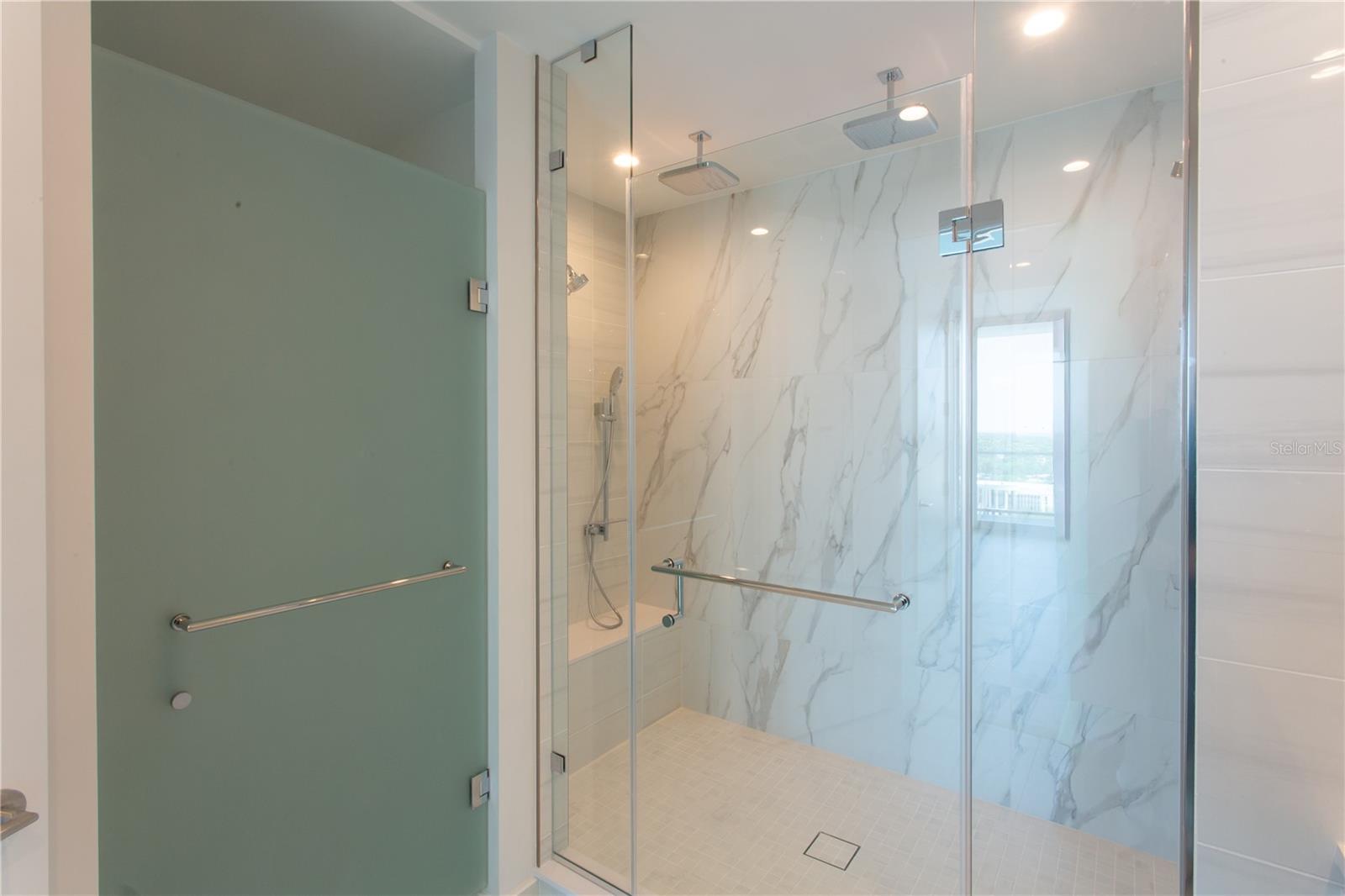 400 CENTRAL AVE #1609