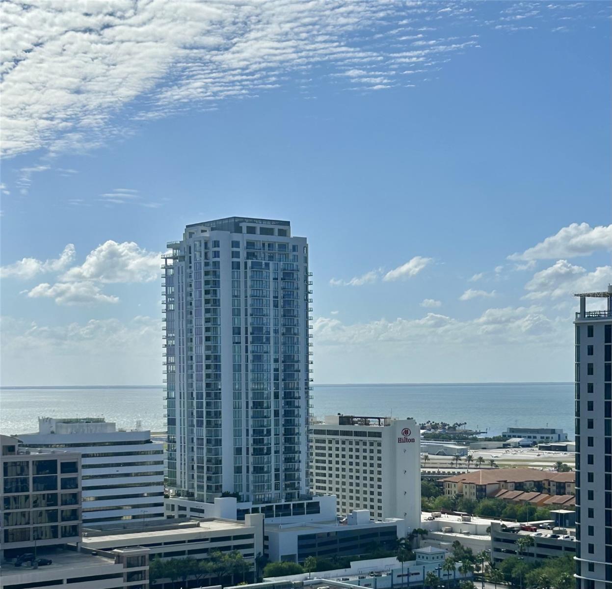 400 CENTRAL AVE #1806