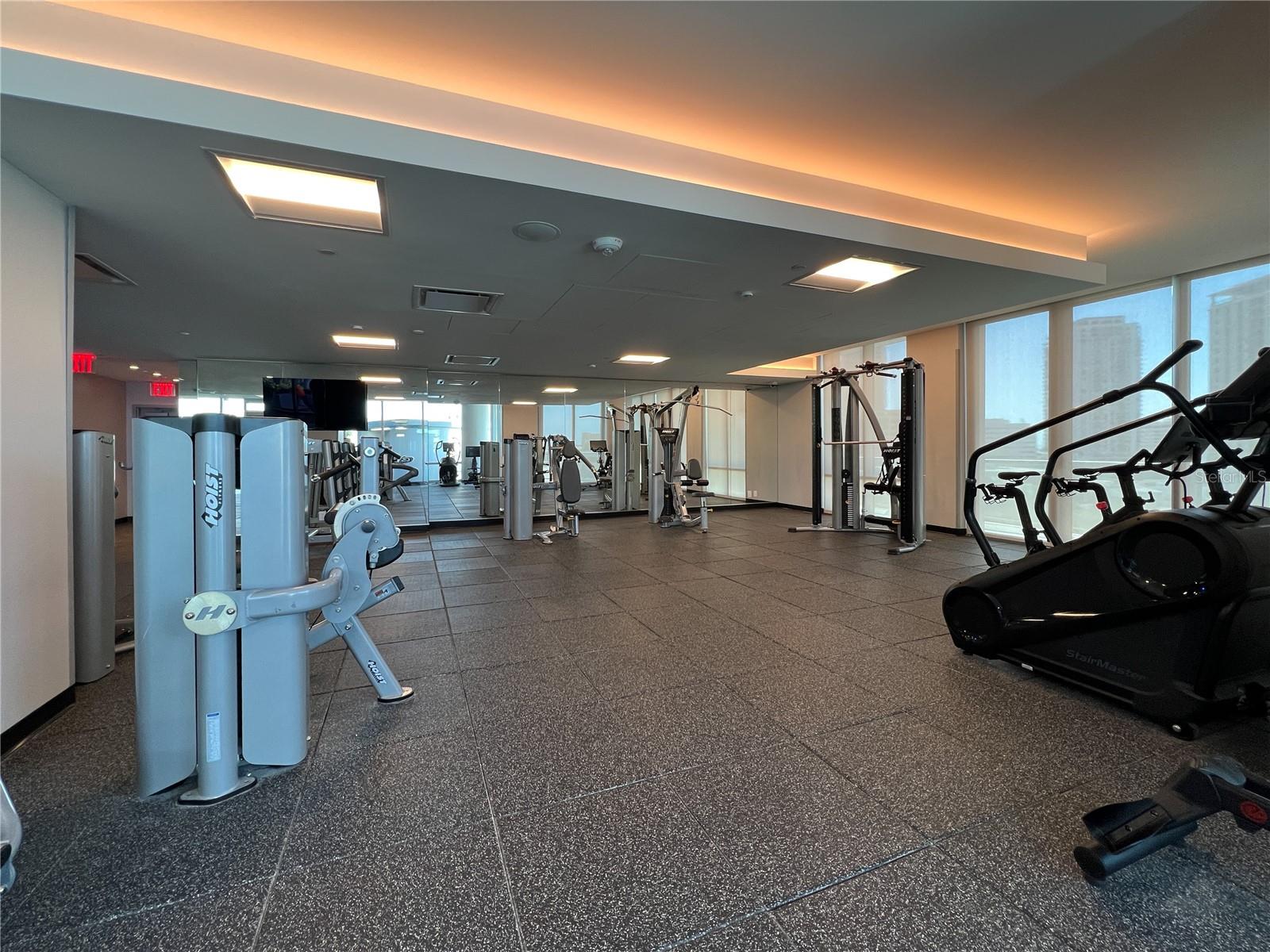 400 CENTRAL AVE #2601