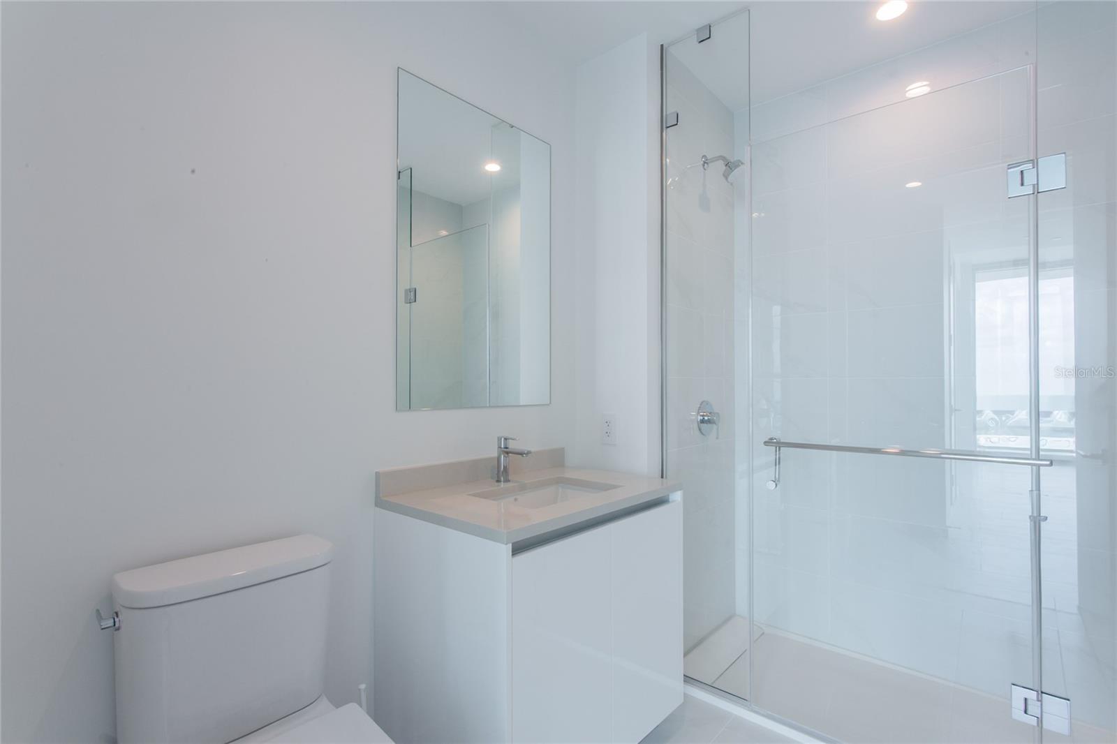 400 CENTRAL AVE #2601
