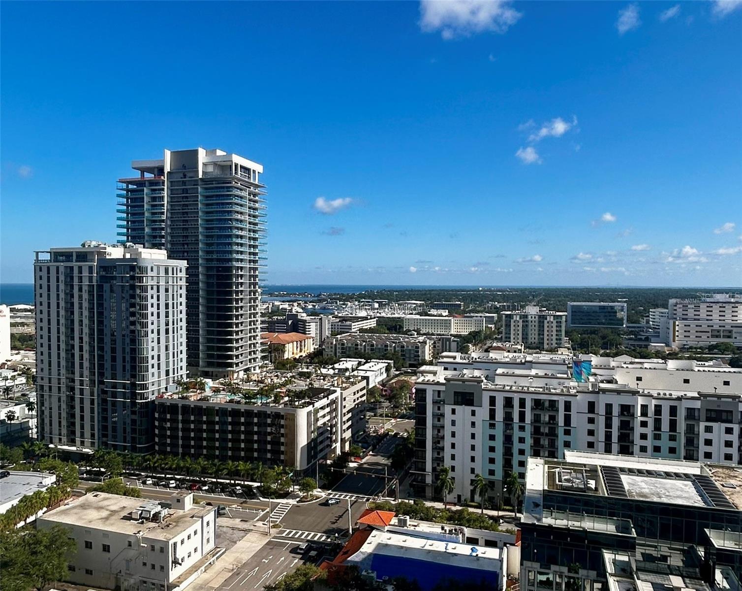 400 CENTRAL AVE #1904