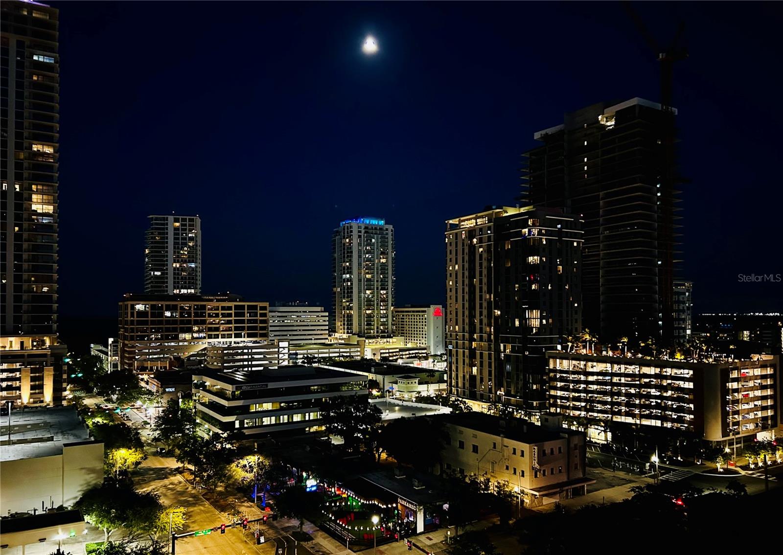 400 CENTRAL AVE #1904